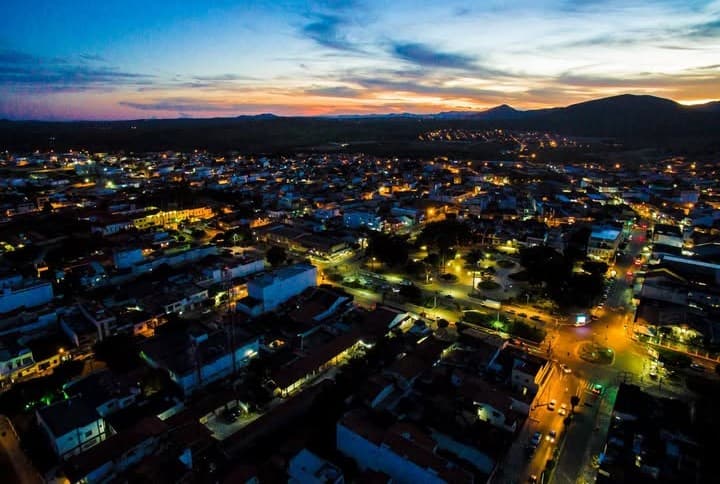 SENHOR DO BONFIM/BA INICIA ESTUDOS PARA PPP DE ILUMINAÇÃO PÚBLICA E SERVIÇOS DIGITAIS